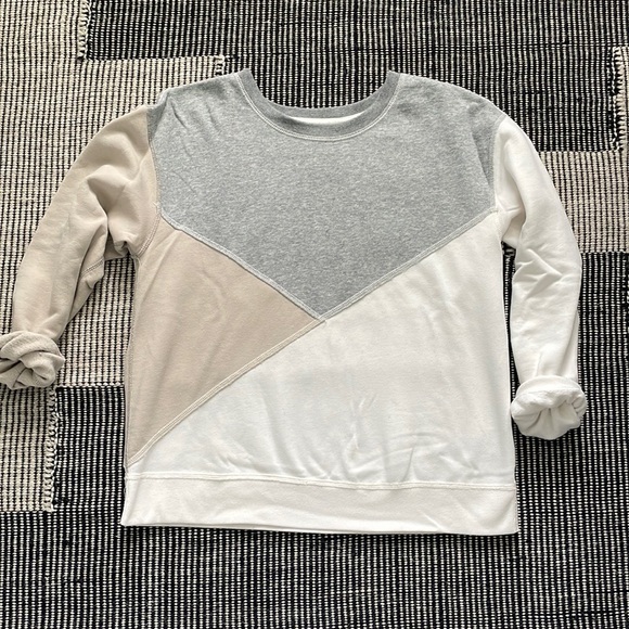 Abercrombie & Fitch So Soft Color Block Sweatshirt - Picture 1 of 3